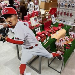 カープグッズ売り売移転のお知らせ