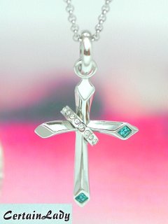 ステンレス＆スワロフスキークロスペンダント入荷