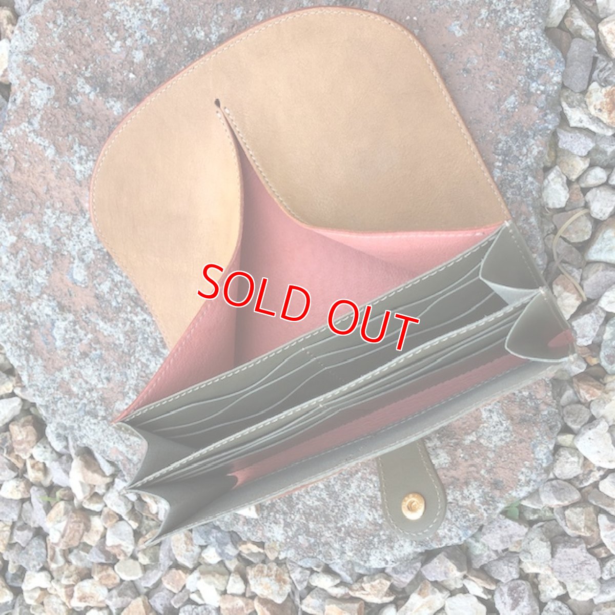 画像10: 【広島ジビエレザー】柔らかい鹿革★大容量ギャルソンタイプ長財布！小銭が取り出しやすい！ (10)