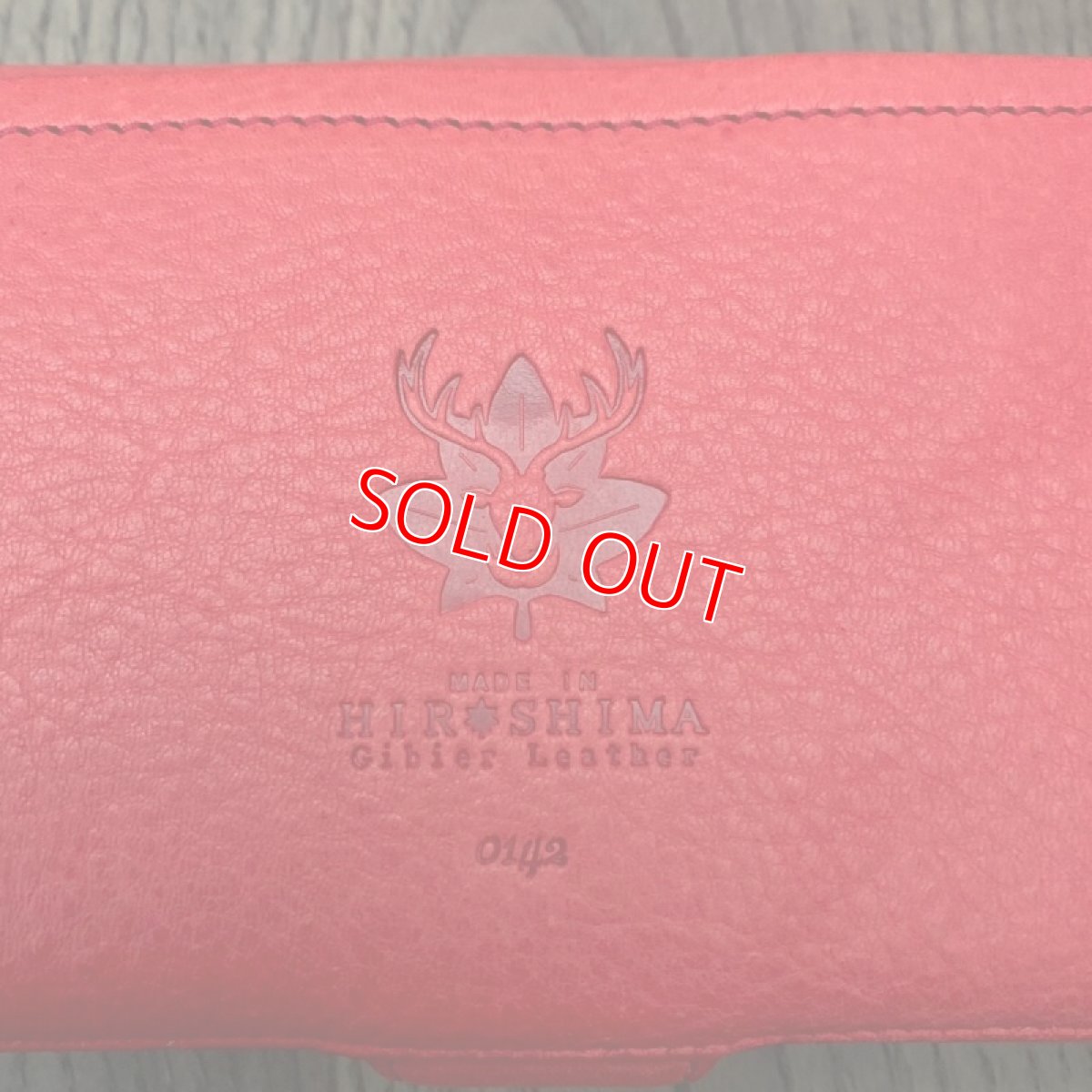 画像4: 【広島ジビエレザー】持つ人を幸せに♪柔らかい鹿革財布★ギャルソンタイプ長財布！ (4)