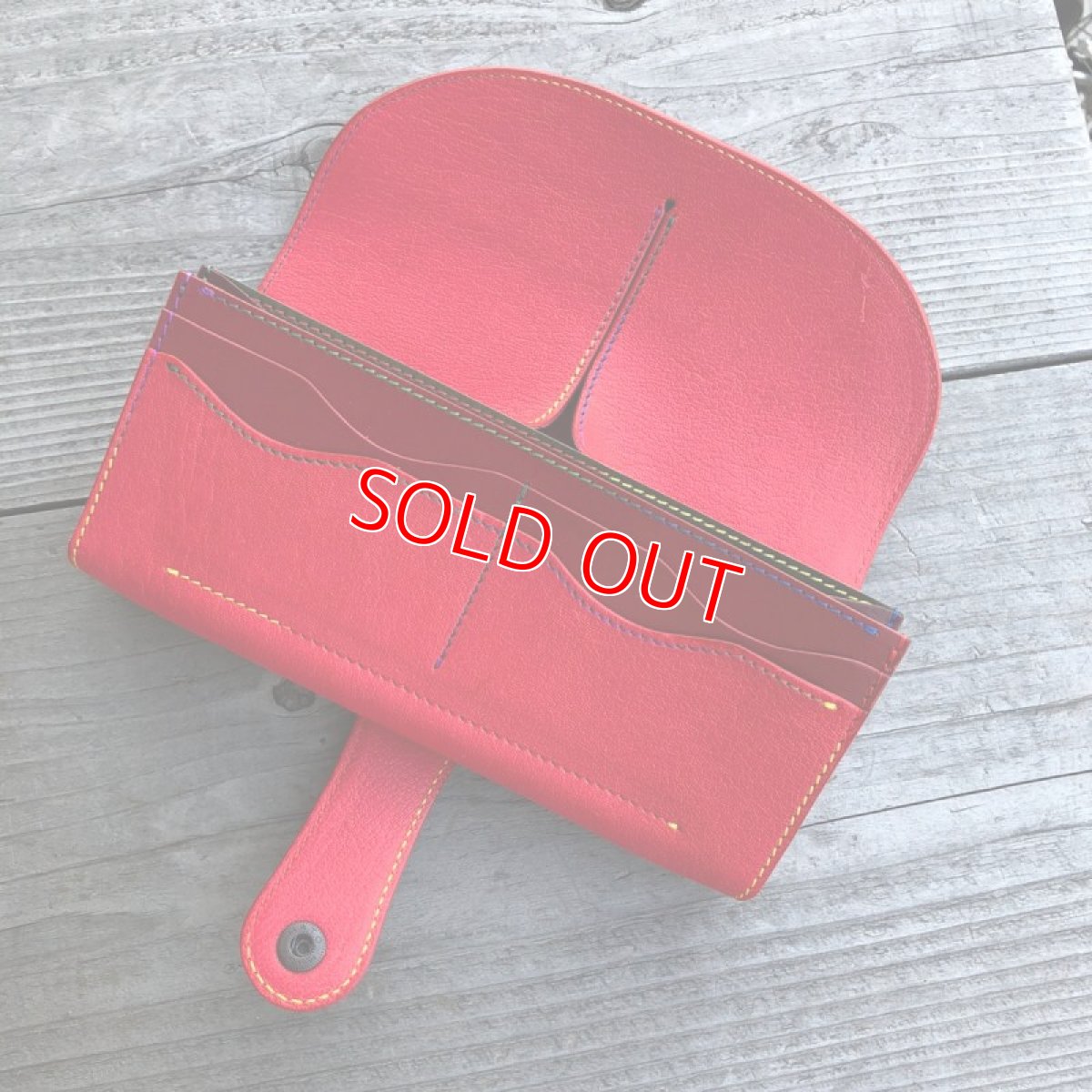 画像2: 【広島ジビエレザー】持つ人を幸せにする柔らかい鹿革財布★ギャルソンタイプ長財布！ (2)