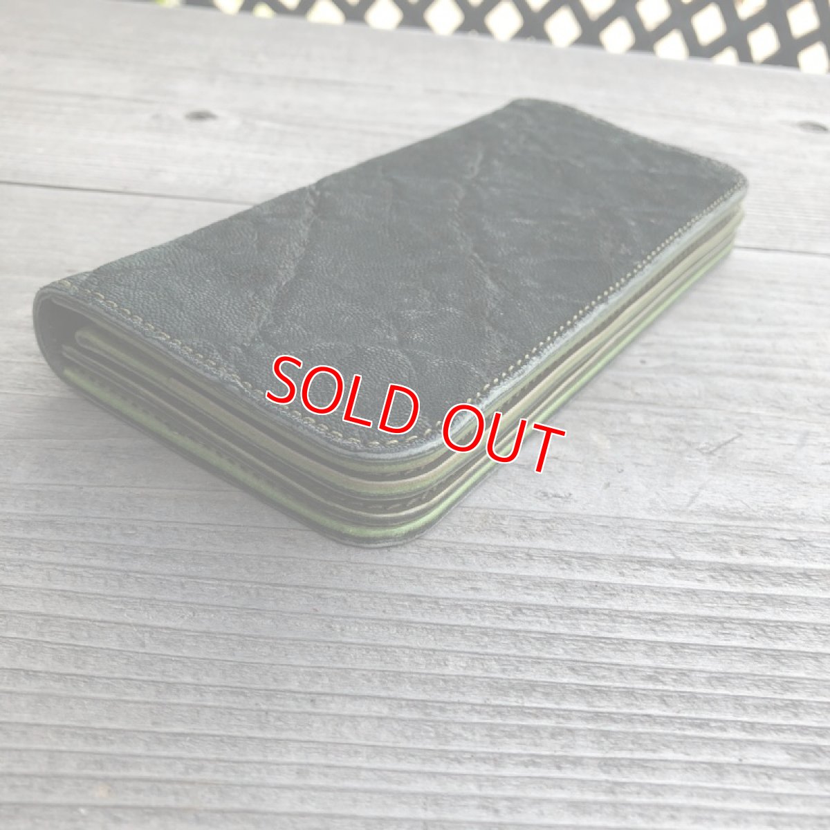 画像8: ☆限定販売☆大切なものを守ってくれるお財布！堅牢な象革＆牛革★長財布　ダークグリーン (8)