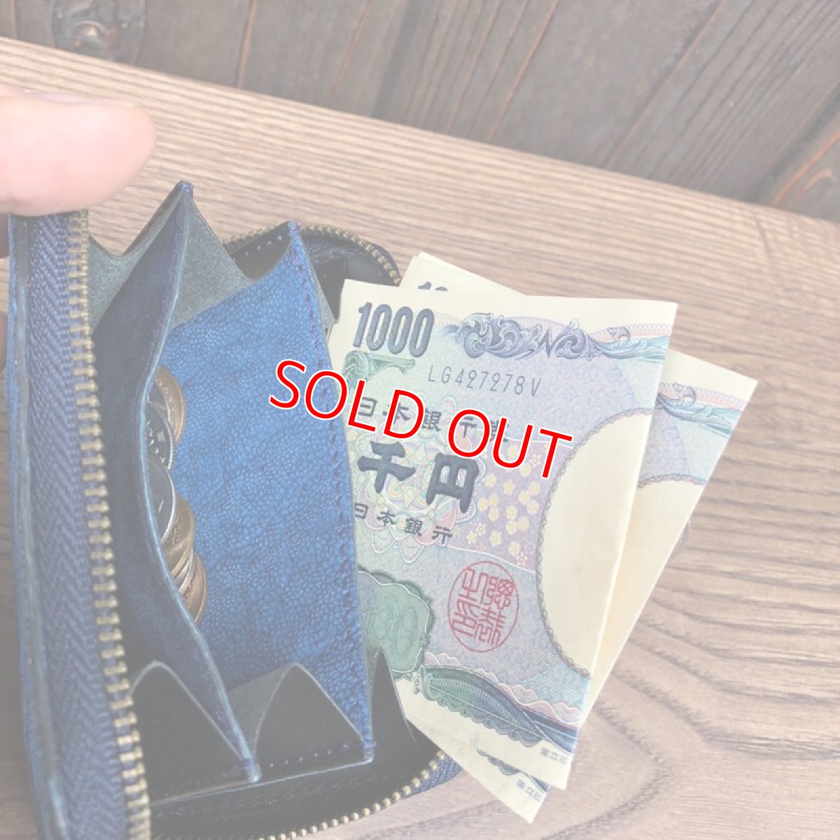 画像6: ★限定販売★ポケットにすっぽり！象革ラウンドファスナーミニウォレット！写真の現品1点です (6)