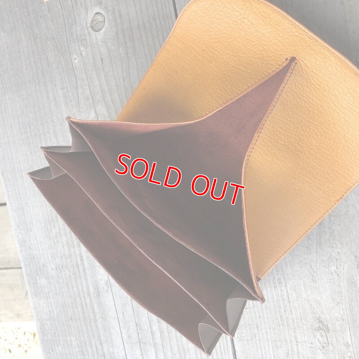 画像4: 【広島ジビエレザー】持つ人を幸せに♪柔らかい鹿革財布★ギャルソンタイプ長財布！ (4)