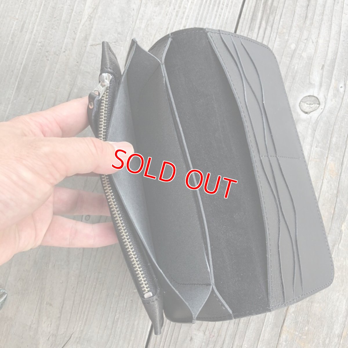 画像7: 【広島ジビエレザー】ふわふわさらさら気持ち良いさわり心地?鹿革＆牛革スタンダード長財布　限定1点　ブラック (7)