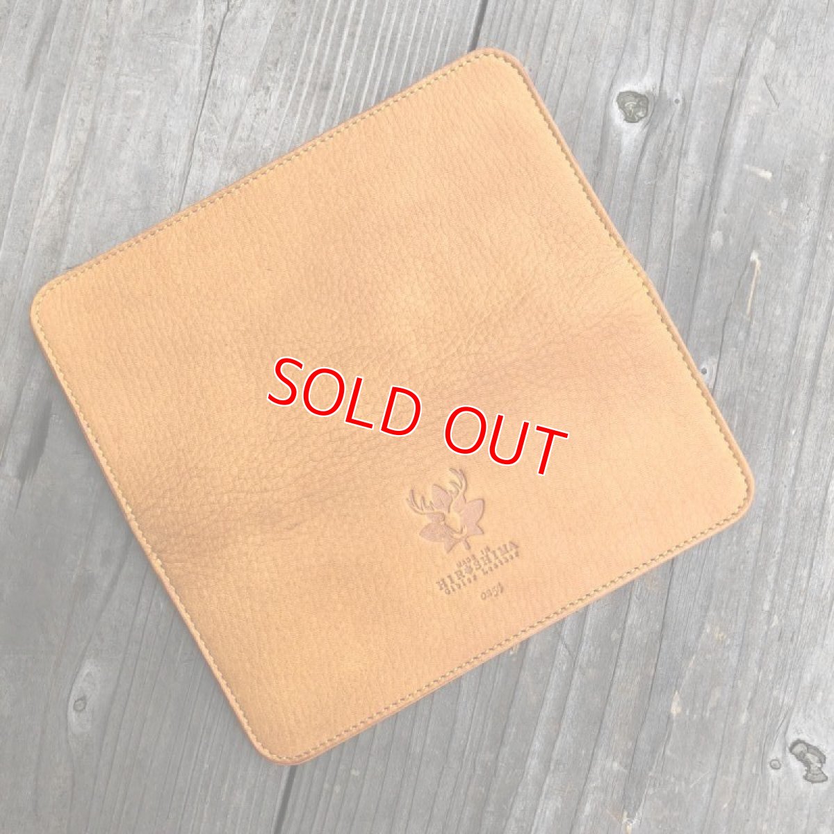 画像5: 鹿革＆牛革スタンダード長財布★シボがワイルド！気持ち良いさわり心地?限定1点　キャメル　【広島ジビエレザー】 (5)