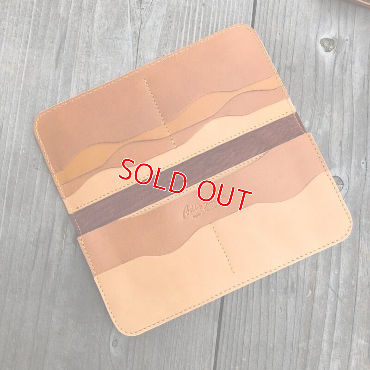 画像2: 鹿革＆牛革スタンダード長財布★シボがワイルド！気持ち良いさわり心地?限定1点　キャメル　【広島ジビエレザー】 (2)