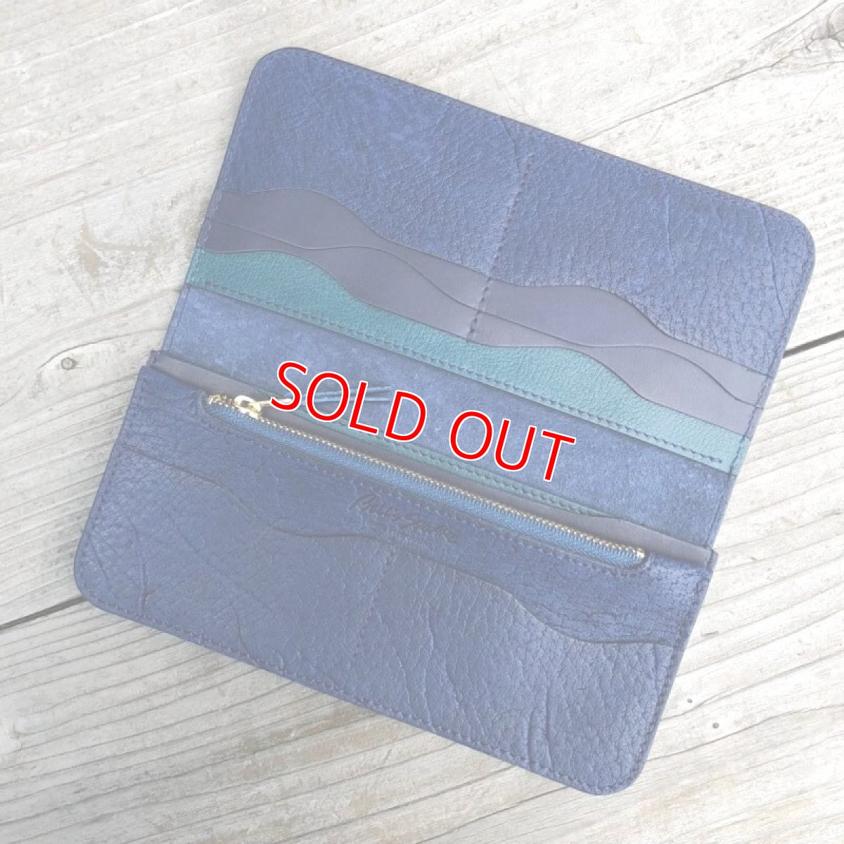 画像2: 【広島ジビエレザー】猪突猛進！生き傷が良い表情★猪革＆牛革スタンダード長財布　限定1点 (2)