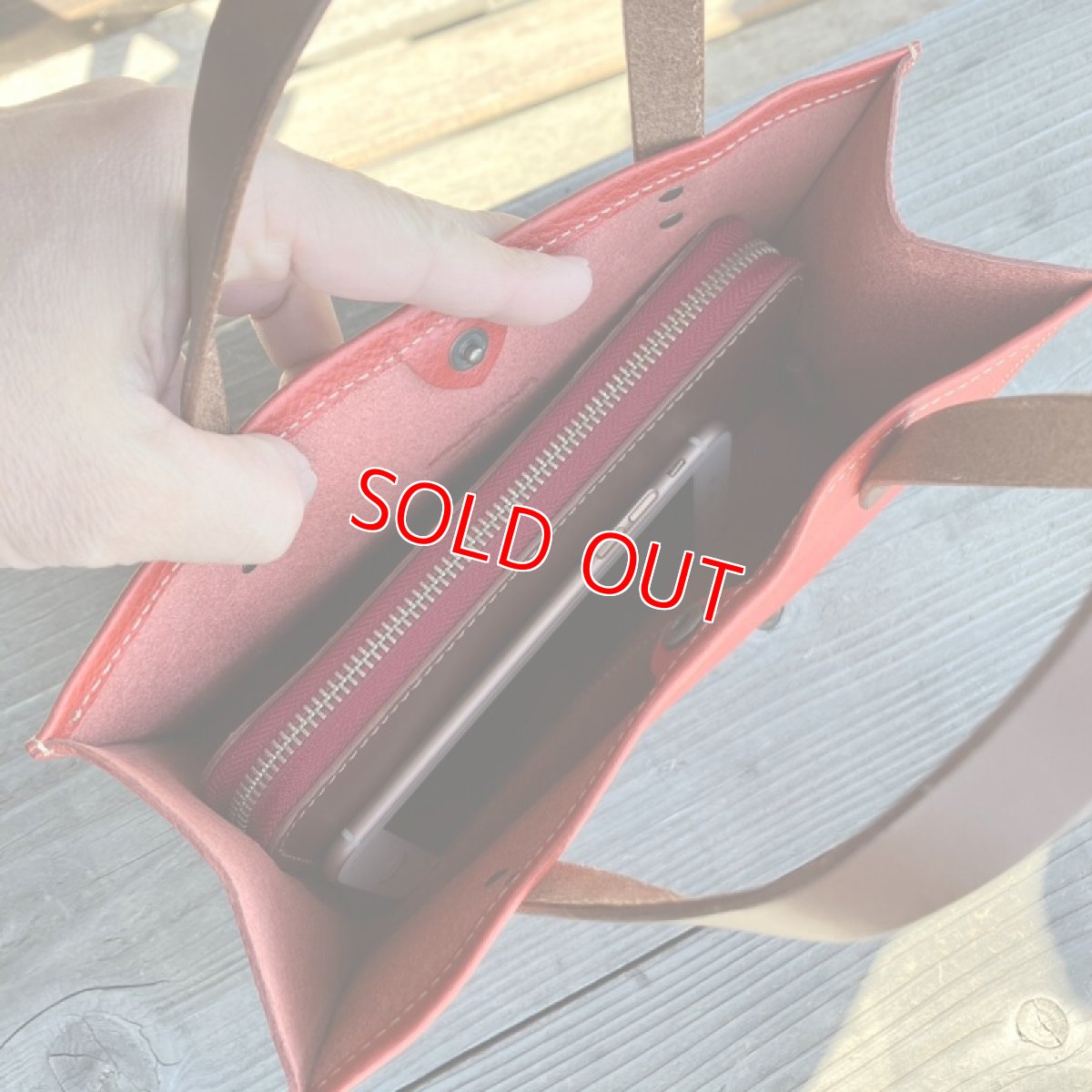 中身は付属しません