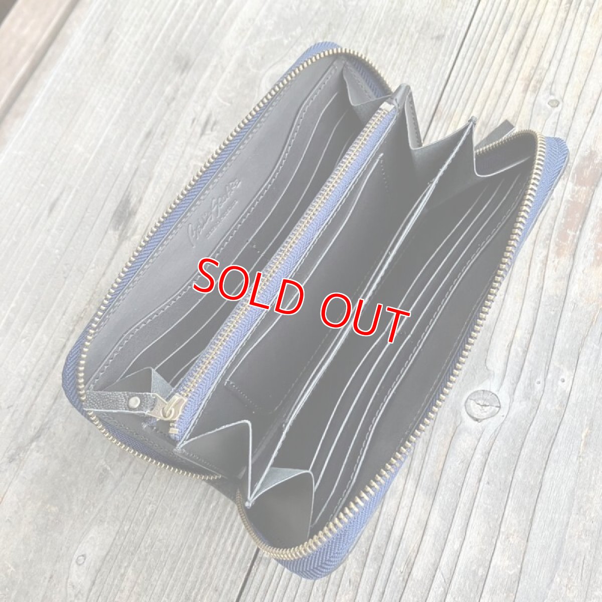 画像4: ☆限定販売☆職人が作る財布！希少象革＆牛革NEWタイプラウンドファスナー長財布　　写真の1点をお届けします (4)