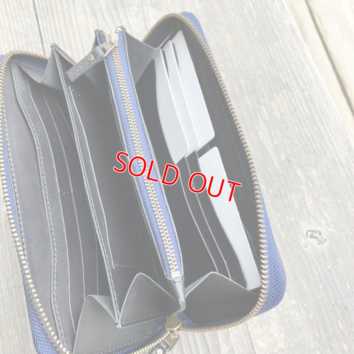 画像7: 【広島ジビエレザー】職人が作るお財布★NEWタイプ猪革＆牛革ラウンド長財布　限定1点 (7)