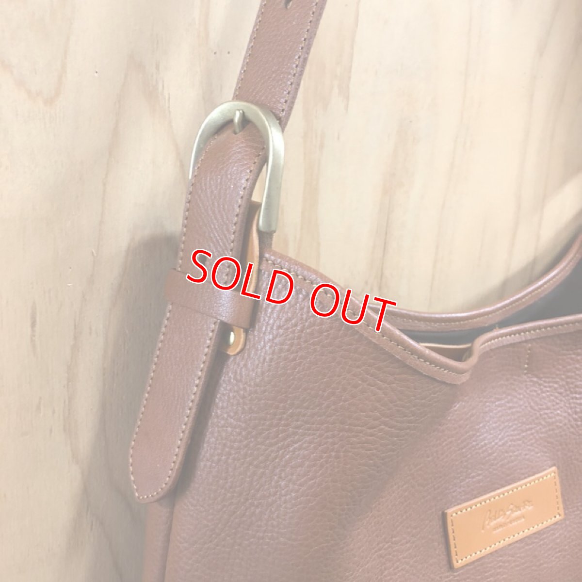 画像8: ビッグショルダートート！牛革シュリンク★大き目ショルダートートバッグ★A4ノートPCもすっぽり　 (8)