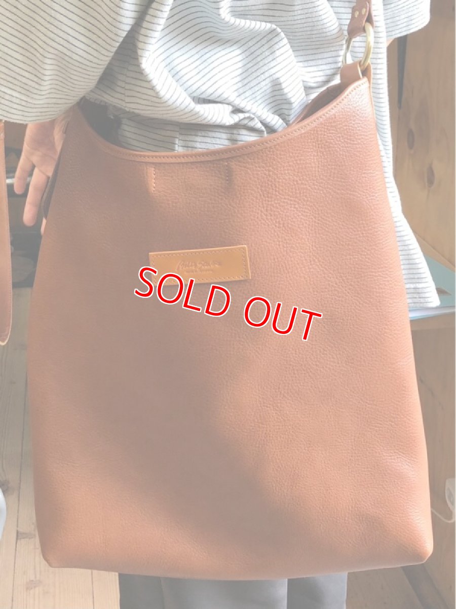 画像1: ビッグショルダートート！牛革シュリンク★大き目ショルダートートバッグ★A4ノートPCもすっぽり　 (1)