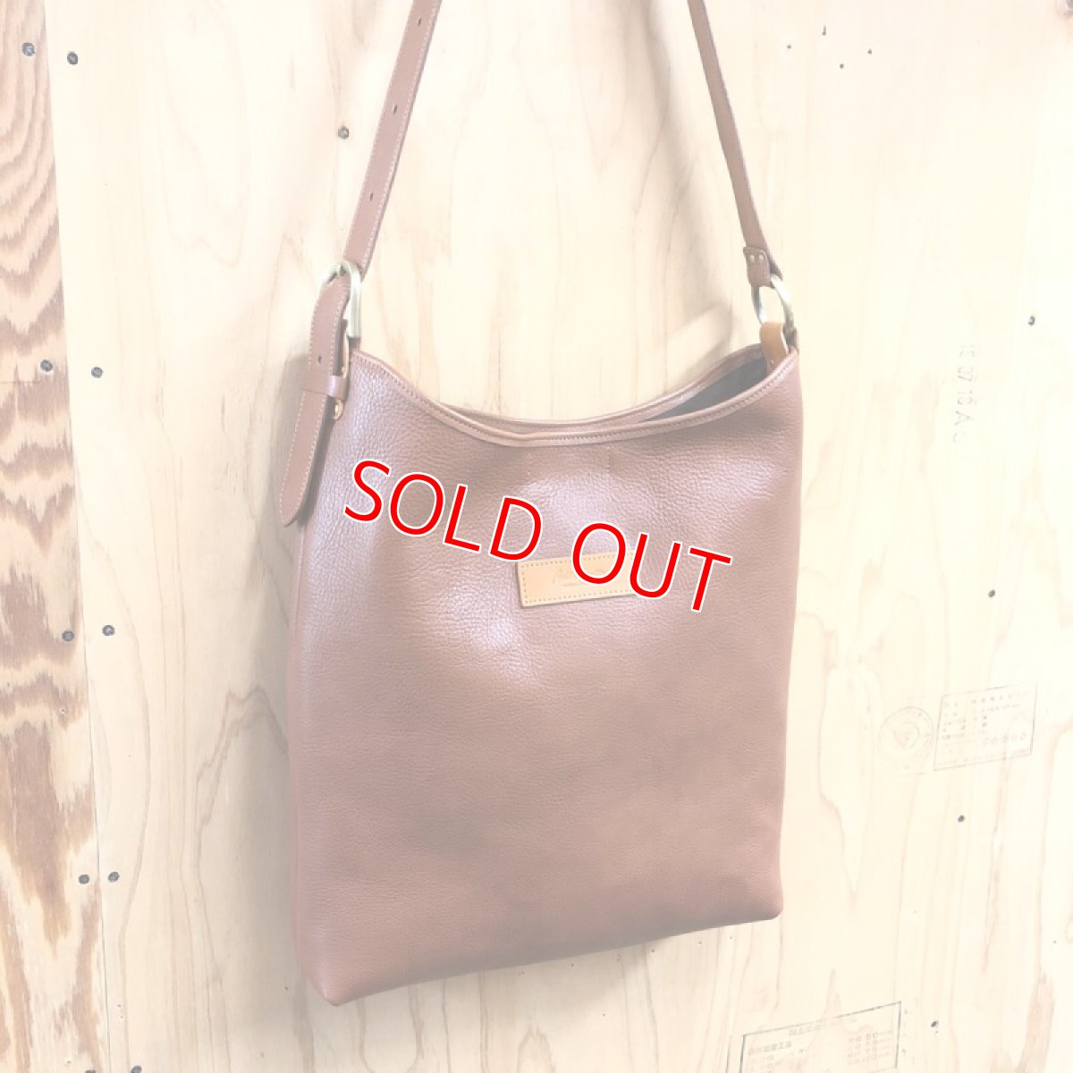 画像6: ビッグショルダートート！牛革シュリンク★大き目ショルダートートバッグ★A4ノートPCもすっぽり　 (6)