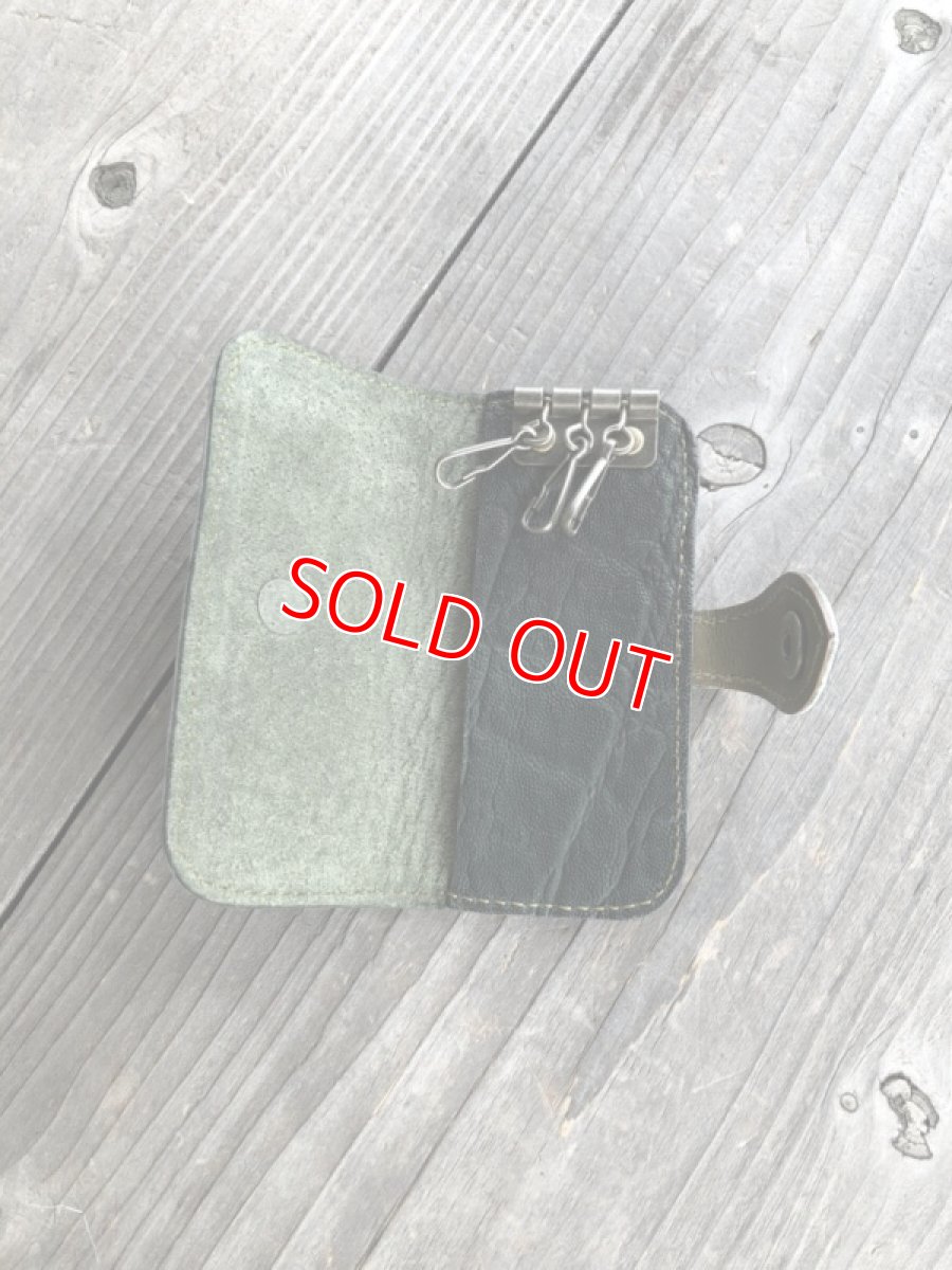 画像3: 【アウトレット】象革　コンパクト本革キーケース　写真の現品1点販売です　グリーン (3)