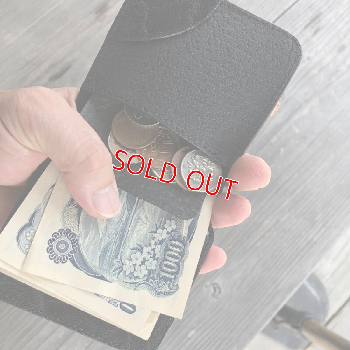 画像7: 【ミニマム財布】マネークリップのような薄くて小さいオールインワン財布【象革＆猪財布】ブラック (7)