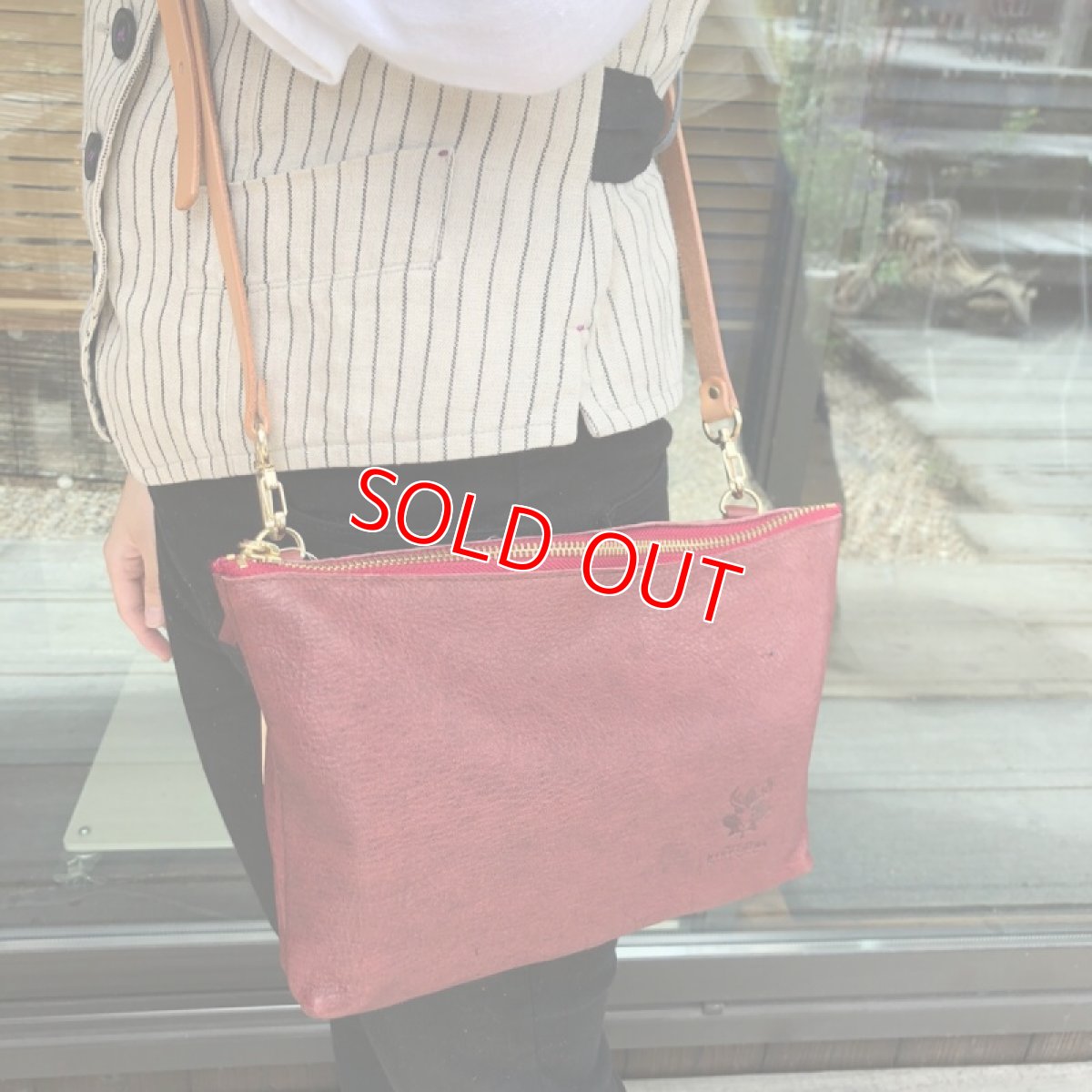 画像2: 【アウトレット】サコッシュ　ショルダーポーチ　ジビエレザー鹿革　限定1点　ワインレッド (2)