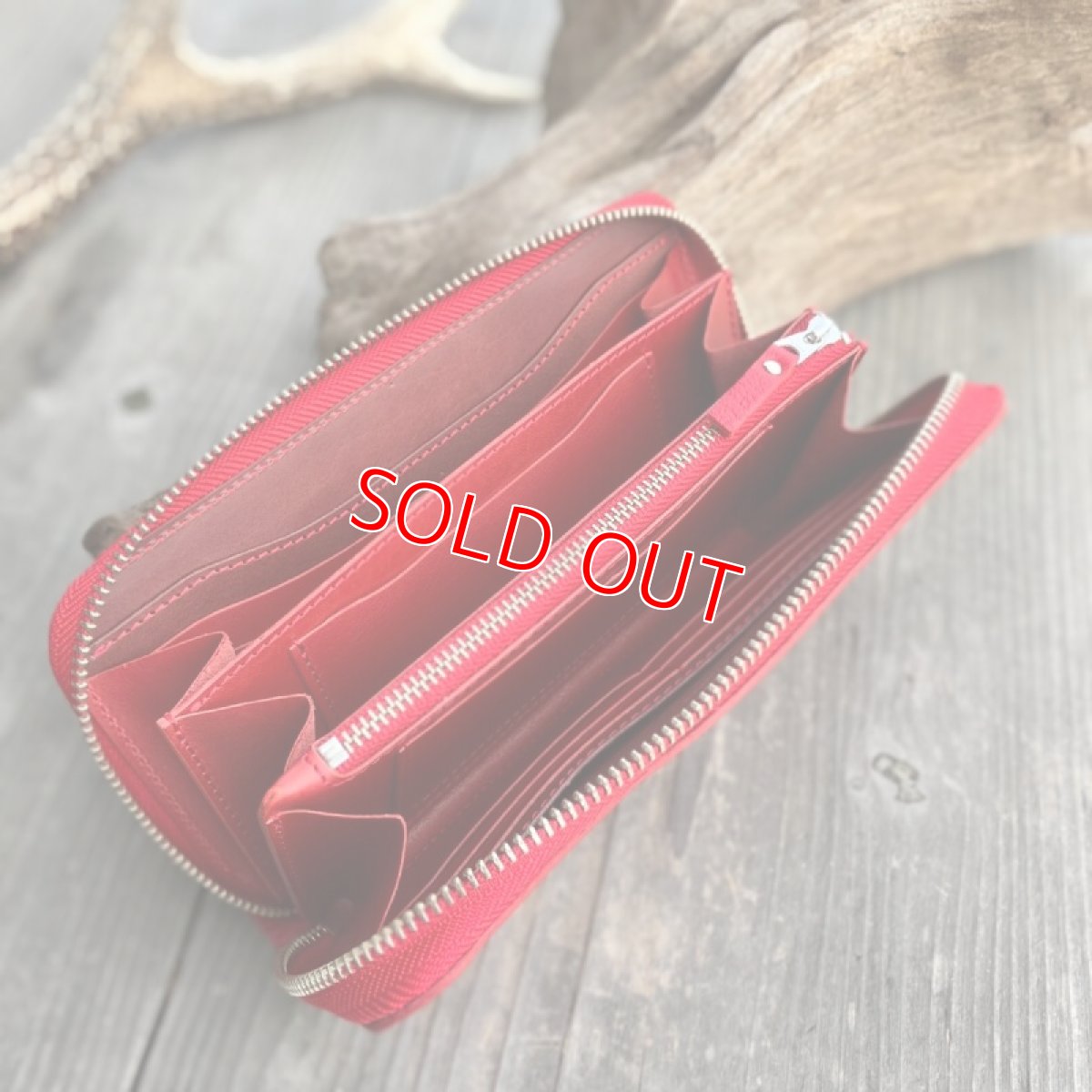 画像3: 【広島ジビエレザー】職人が作るお財布★NEWタイプ鹿革＆牛革ラウンド長財布　レッド (3)