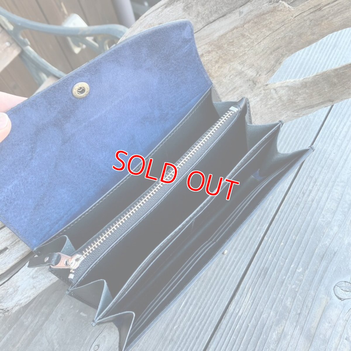 画像9: 【アウトレット】サンプル製作プロトタイプ・満足いける収納力！ビッグウォレットフラップ財布　ジビエレザー猪革　 (9)