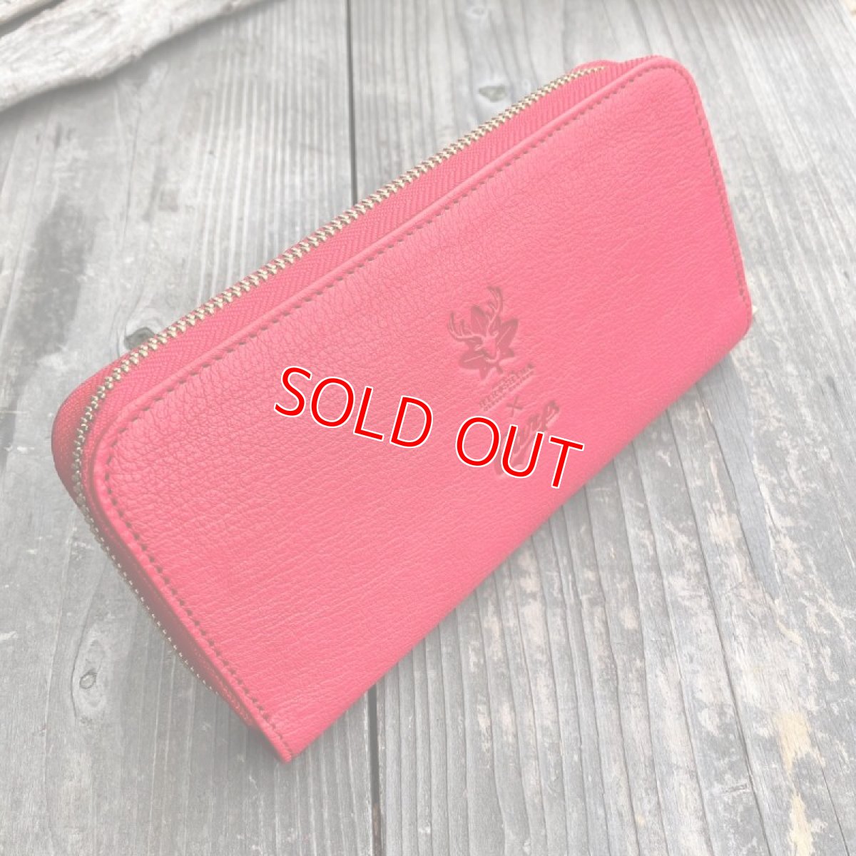 画像4: 【広島ジビエレザー×カープ】お札もカードもコインも通帳も！たくさん入るラウンドファスナー長財布　 (4)