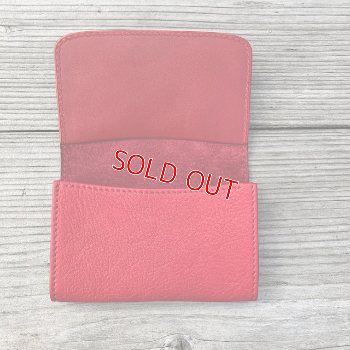 画像4: 【広島ジビエレザー×カープ】名刺入れ/カード入れ　初対面でも印象に残るカープ名刺入れ (4)