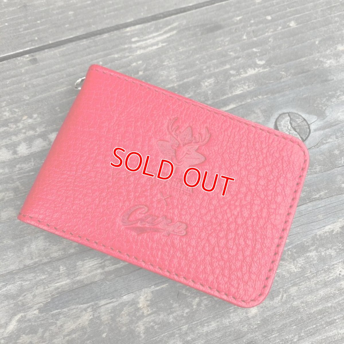 画像2: 【広島ジビエレザー×カープ】ジビエ鹿革二つ折りパスケース / カード入れ　マイナンバーカード入れにもおすすめ (2)