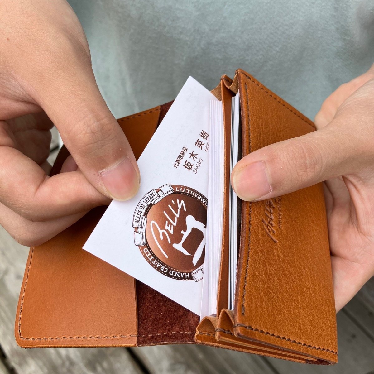 画像5: 【広島ジビエレザー】天然鹿革☆落ちない名刺入れ！柔らかく馴染む大人のための職人仕上げのサステナブル名刺入れ (5)