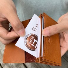 画像5: 【広島ジビエレザー】天然鹿革☆落ちない名刺入れ！柔らかく馴染む大人のための職人仕上げのサステナブル名刺入れ (5)