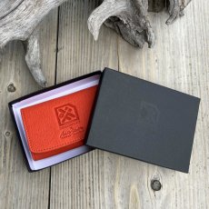 画像8: 広島ジビエレザー×ドラゴンフライズコラボグッズ 鹿革名刺入れ 初対面でも印象に残る イニシャル刻印対応 (8)