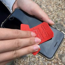 画像3: 広島ジビエレザー×ドラゴンフライズコラボグッズ ジビエ鹿革スマホクリーナー 液晶画面もメガネもピカピカ〜 (3)