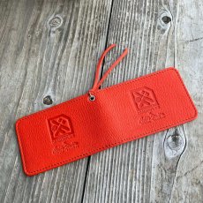 画像4: 広島ジビエレザー×ドラゴンフライズコラボグッズ 鹿革二つ折りカードケース マイナンバーカードや免許書入れに最適 イニシャル刻印対応 (4)