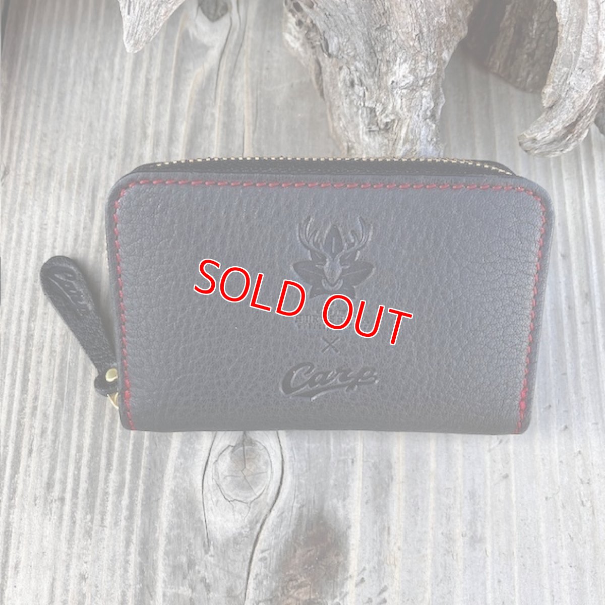 画像2: 【広島ジビエレザー×カープコラボグッズ】物語の詰まったラウンドファスナーミニ財布2026Ver.｜広島産鹿革使用｜広島東洋カープ公式ライセンスグッズ (2)