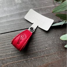 画像4: 【広島ジビエレザー×カープコラボグッズ】特許取得の画期的なスマホリング2026Ver.｜広島産鹿革使用｜広島東洋カープ公式ライセンスグッズ (4)