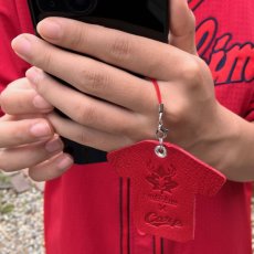 画像4: 【広島ジビエレザー×カープコラボグッズ】希少な鹿革使用！ユニフォーム型スマホクリーナー☆メガネ・鏡もピカピカに！ (4)