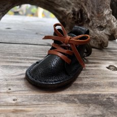 画像2: 【ヒグマ革】ミニスニーカーキーホルダー 本革 ハンドメイド レアチャーム 現品限り (2)