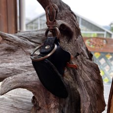 画像6: 【ヒグマ革】ミニスニーカーキーホルダー 本革 ハンドメイド レアチャーム 現品限り (6)