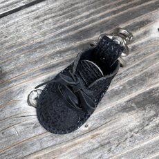 画像5: 【サメ革】ミニスニーカーキーホルダー ブラックシャークレザー 現品限り (5)