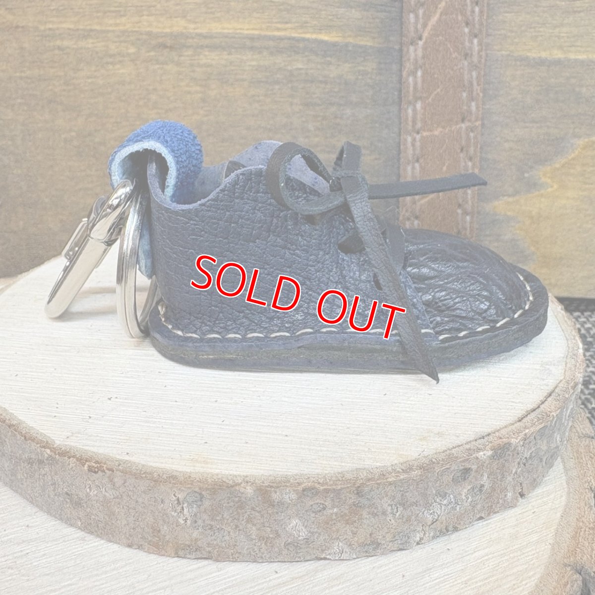 画像3: 4月10日20時より販売開始　【猛獣のスニーカー】ミニスニーカーチャーム　BLACK＆ネイビー系　No.4 (3)