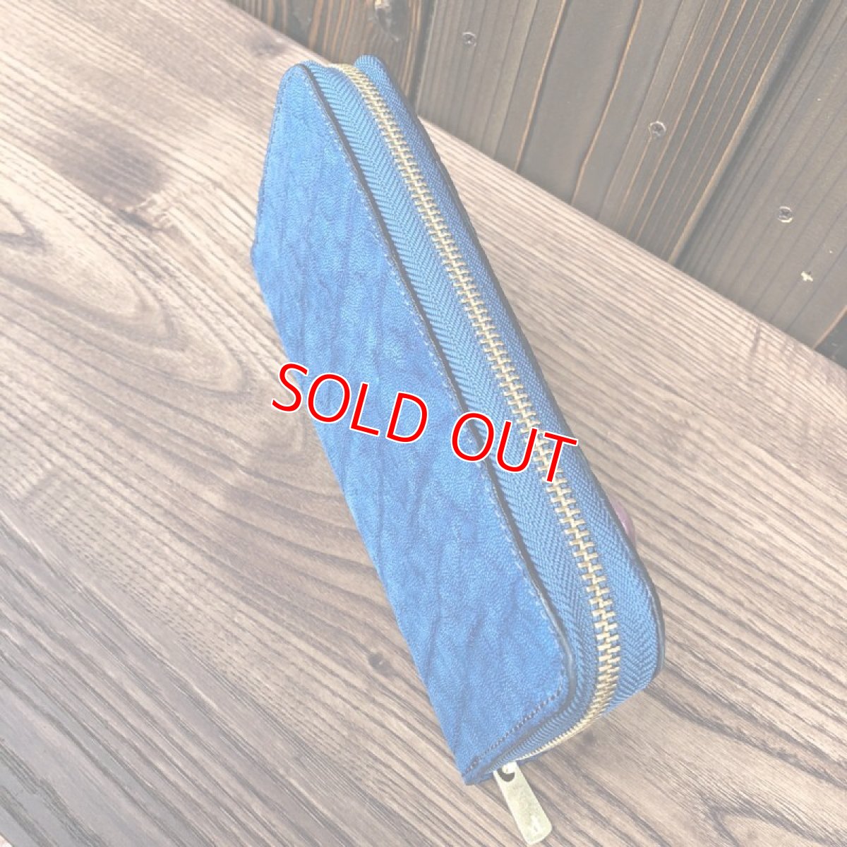 画像2: ☆限定販売☆象革＆牛革ラウンドファスナー長財布　　写真の1点をお届けします (2)