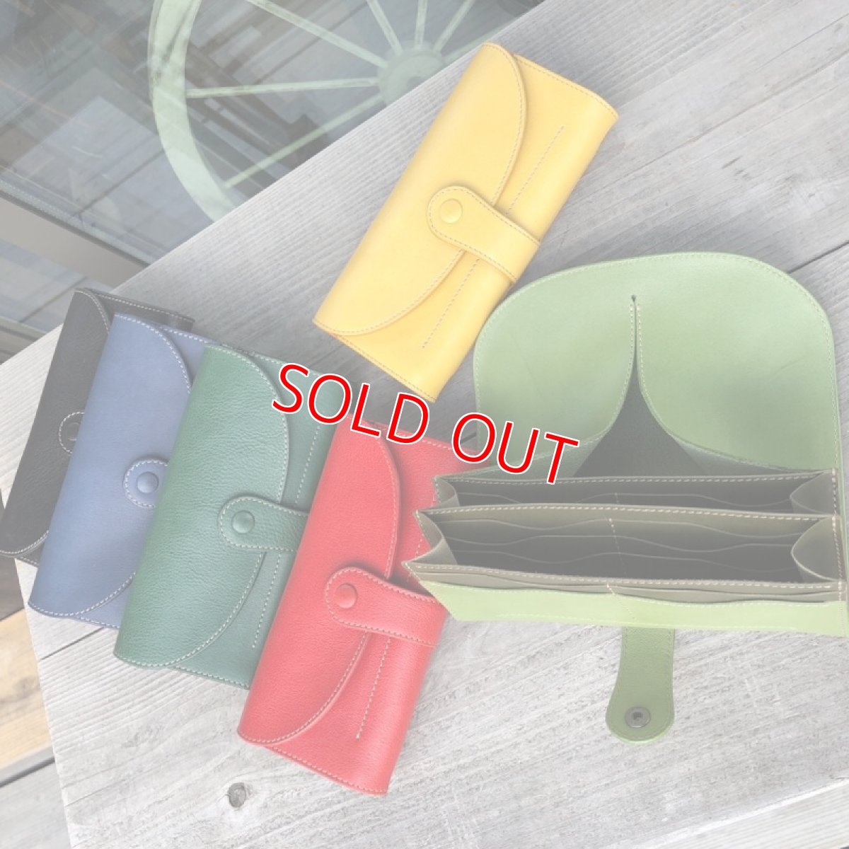 画像2: 職人手作りギャルソンタイプ長財布！ストレスなく使える大容量のお財布！女性に人気のお財布です (2)