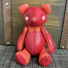画像1: 【ジビエレザー鹿革】のベルベア★マイスターの手作り「ベルズベア」オール広島レッド　 写真の1点販売です (1)