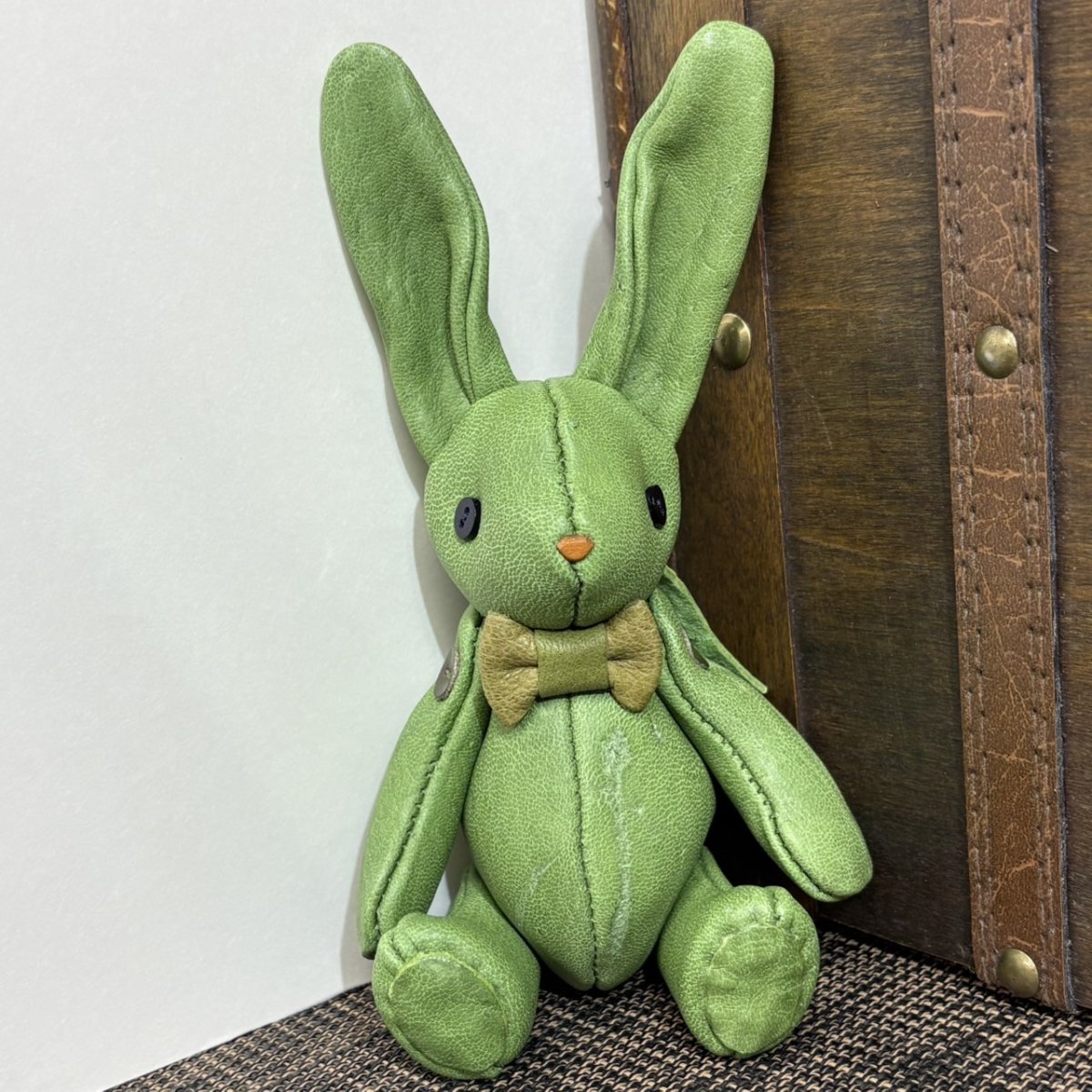 画像1: 【ジビエレザー鹿革】のベルラビ★マイスターの手作り「ベルズラビット」若葉もみじ　 写真の1点販売です (1)