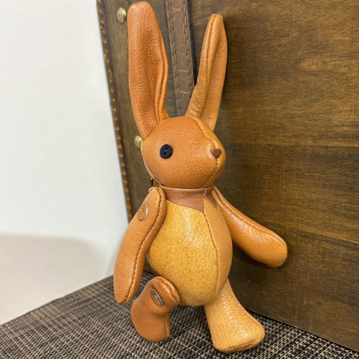 画像4: 【ジビエレザー鹿革】のベルラビ★マイスターの手作り「ベルズラビット」ワイルドキャメルミックス　 写真の1点販売です (4)