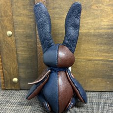 画像2: 【ジビエレザー鹿革】のベルラビ★マイスターの手作り「ベルズラビット」インディゴ×バーガンディ　 写真の1点販売です (2)