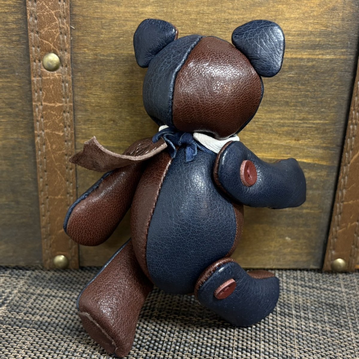 画像5: 【ジビエレザー鹿革】のベルベア★マイスターの手作り「ベルズベア」インディゴ×バーガンディ　ストラップ1本付 　写真の1点販売です (5)