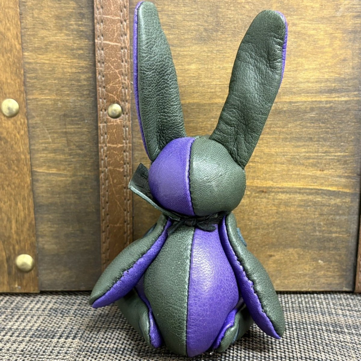 画像2: 【ジビエレザー鹿革】のベルラビ★マイスターの手作り「ベルズラビット」ダークグリーン×パープル　 写真の1点販売です (2)