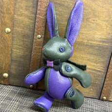 画像3: 【ジビエレザー鹿革】のベルラビ★マイスターの手作り「ベルズラビット」ダークグリーン×パープル　 写真の1点販売です (3)