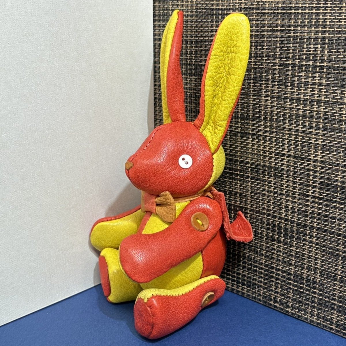 画像2: 【ジビエレザー鹿革】のベルラビ★マイスターの手作り「ベルズラビット」バーミリオン×兵庫イエロー　ストラップ1本付 　写真の1点販売です (2)
