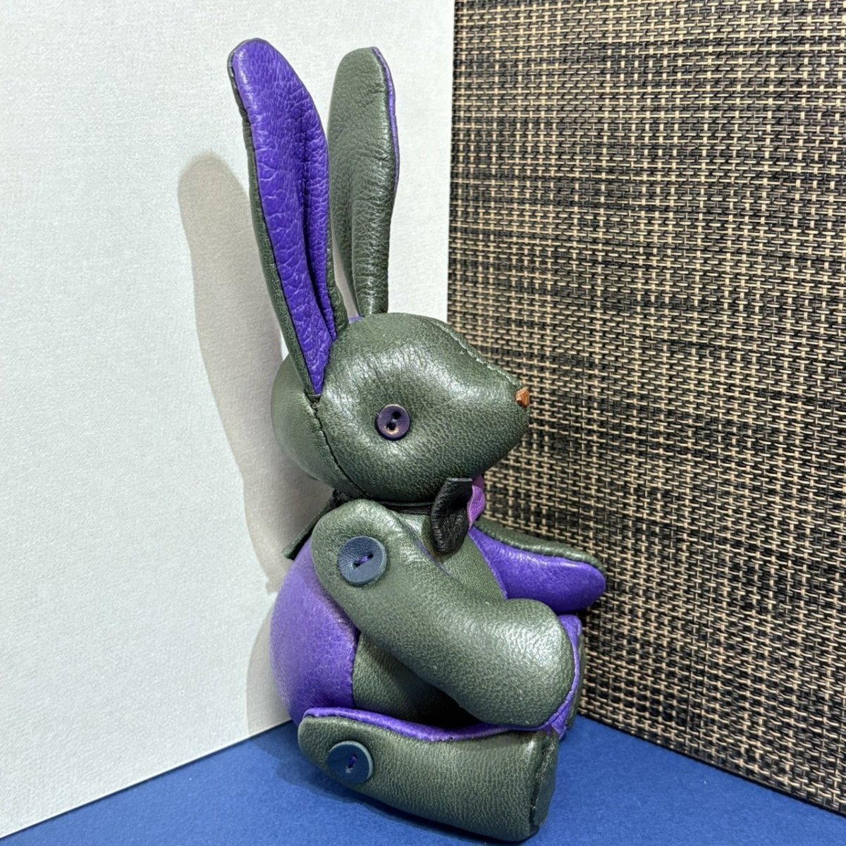 画像3: 【ジビエレザー鹿革】のベルラビ★マイスターの手作り「ベルズラビット」ダークグリーン×パープル　 写真の1点販売です (3)