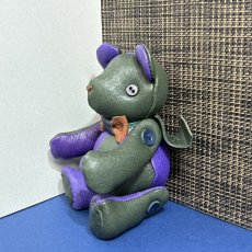 画像2: 【ジビエレザー鹿革】のベルベア★マイスターの手作り「ベルズベア」ダークグリーン×パープル　トラップ1本付 　写真の1点販売です (2)